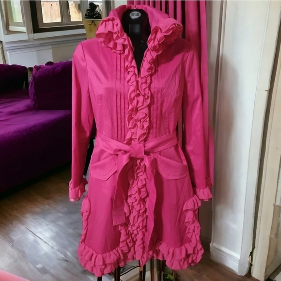 ๐๏ธ Samuel Dong Stunning Fuchsia Ruffled Lined Jacket - Picture 4 of 16